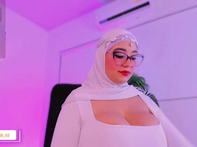 Jazmin-Kitana live cam on BongaCams