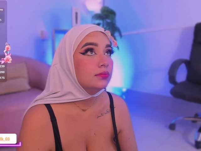 Jazmin-Kitana live cam
