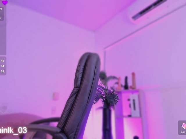 Jazmin-Kitana live cam