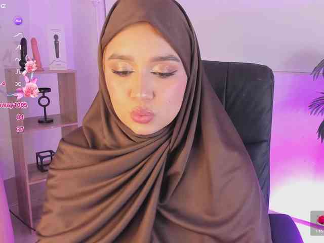 Jazmin-Kitana webcam