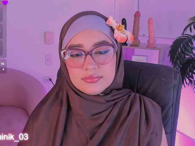 Jazmin-Kitana webcam