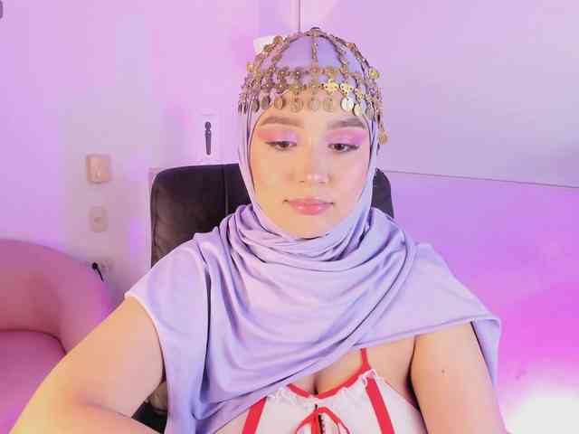 Jazmin-Kitana webcam