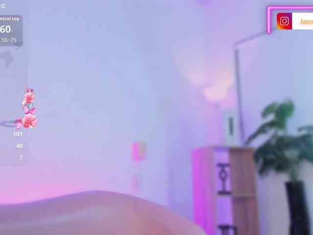 Jazmin-Kitana webcam
