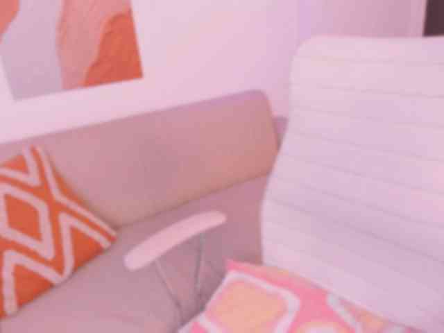 Jazmin-Kitana webcam