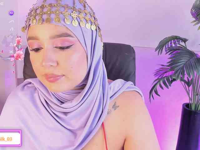 Jazmin-Kitana webcam