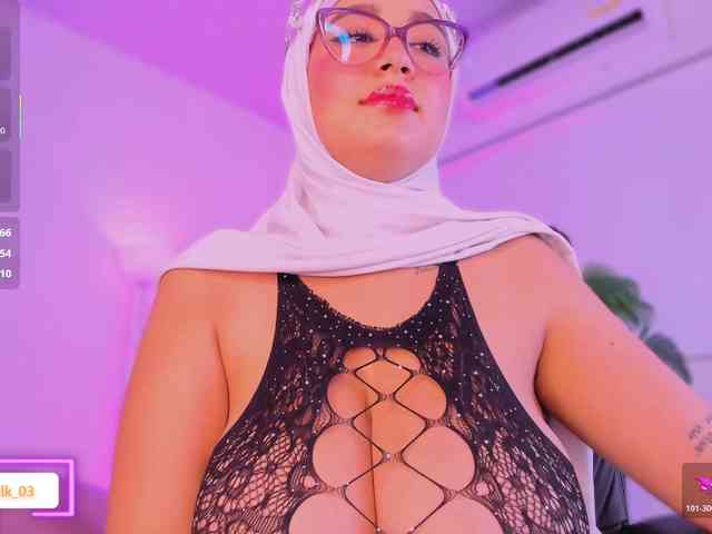 Jazmin-Kitana webcam