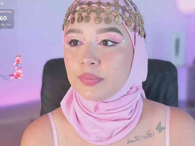 Jazmin-Kitana webcam