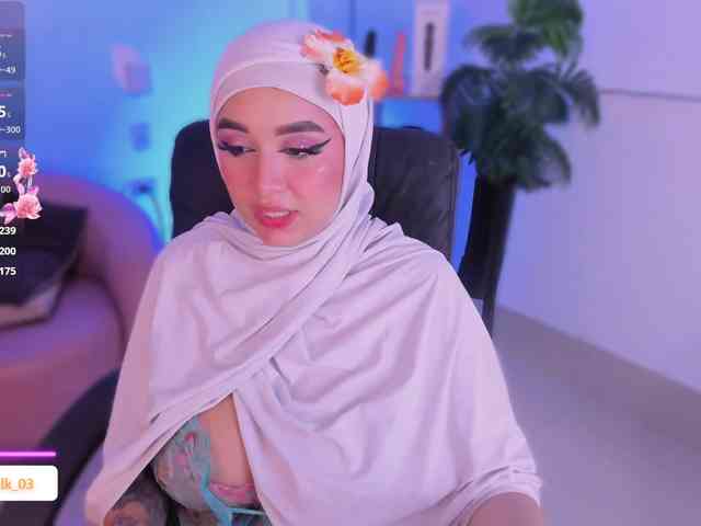 Jazmin-Kitana webcam