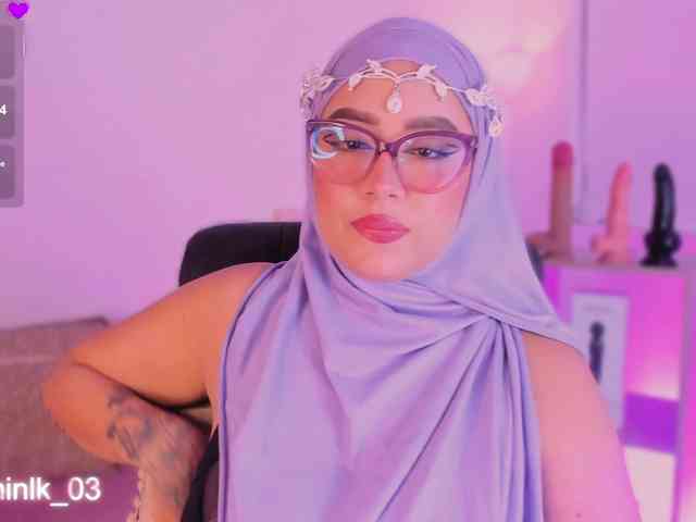 Jazmin-Kitana webcam