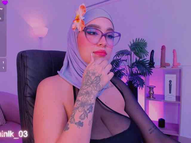 Jazmin-Kitana webcam