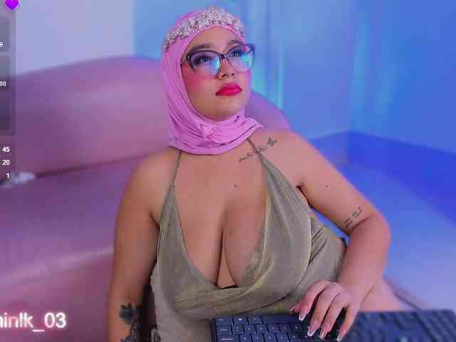 Jazmin-Kitana webcam