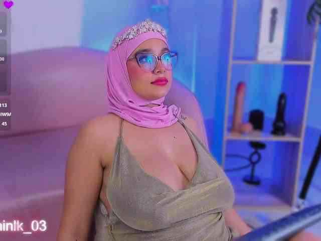 Jazmin-Kitana webcam