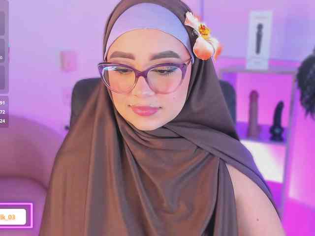 Jazmin-Kitana webcam