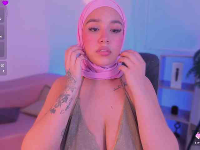 Jazmin-Kitana webcam