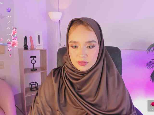Jazmin-Kitana webcam
