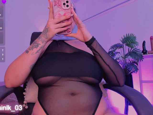 Jazmin-Kitana webcam