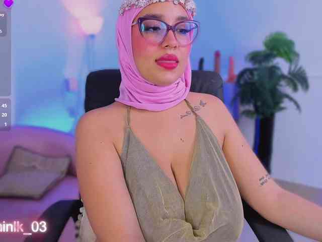 Jazmin-Kitana webcam