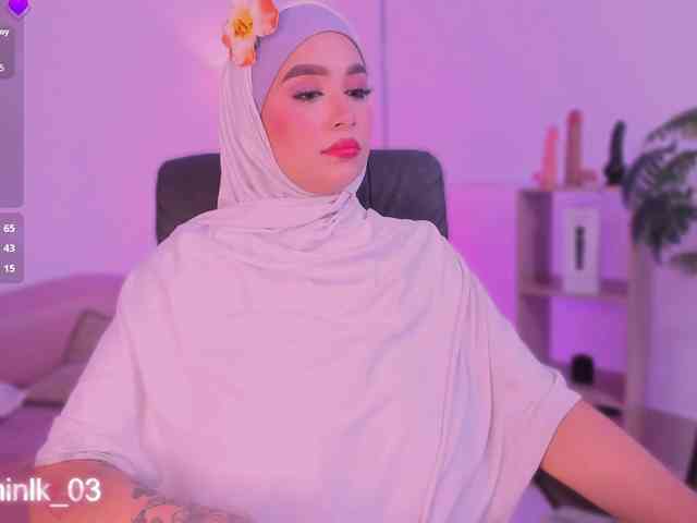 Jazmin-Kitana webcam