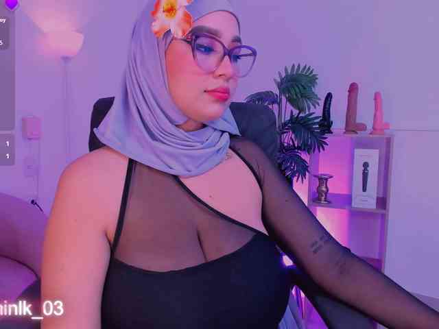 Jazmin-Kitana webcam