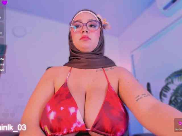 Jazmin-Kitana webcam