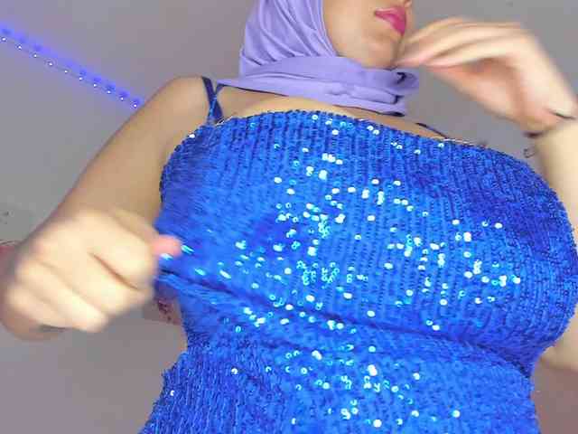 Jazmin-Kitana webcam