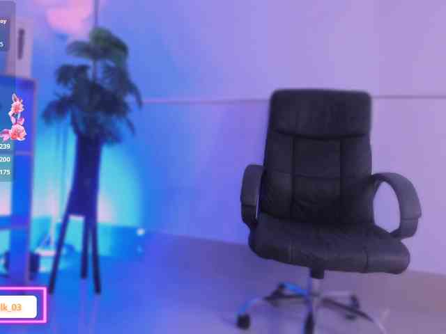 Jazmin-Kitana webcam