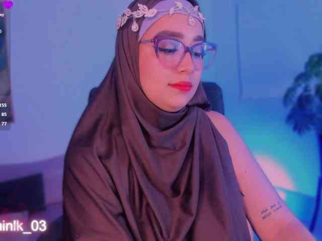 Jazmin-Kitana webcam