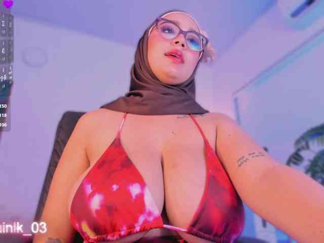 Jazmin-Kitana webcam