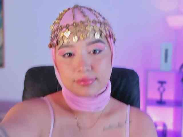 Jazmin-Kitana webcam