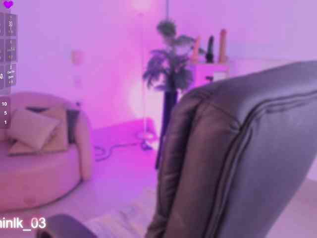 Jazmin-Kitana webcam