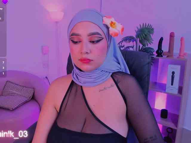 Jazmin-Kitana webcam