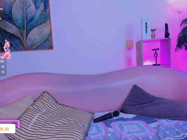 Jazmin-Kitana webcam