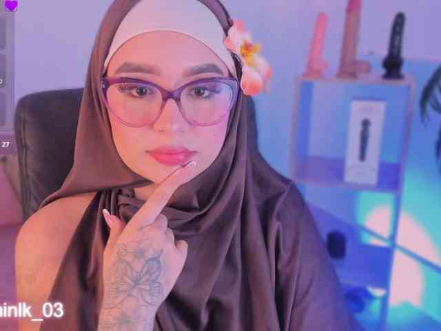 Jazmin-Kitana webcam