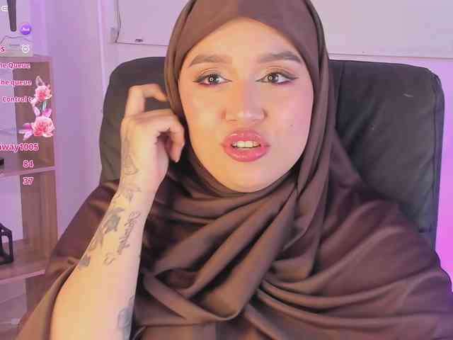 Jazmin-Kitana webcam