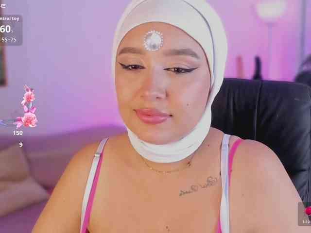 Jazmin-Kitana webcam