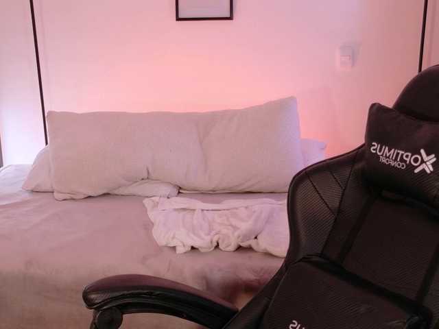 AnabelWolf live cam preview