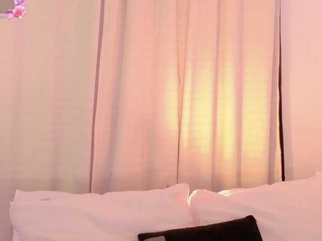 AnabelWolf live cam on BongaCams