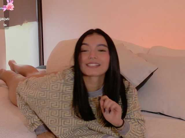 AnabelWolf live cam on BongaCams