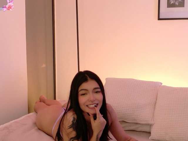 AnabelWolf live cam preview