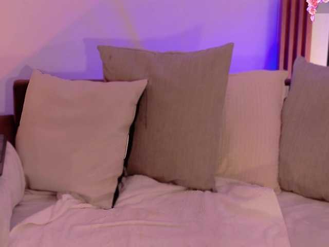 AnabelWolf's BongaCams show and profile