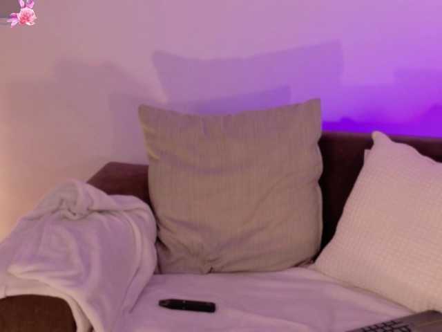 AnabelWolf live cam on BongaCams