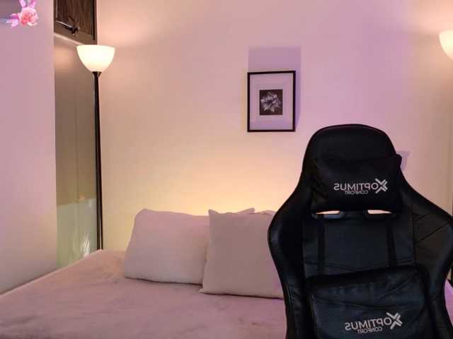 le modèle AnabelWolf est en webcam porno dans un show sur le site bongacams, il possède les tags suivants: Latino/Hispanic,Brunette,Shaved