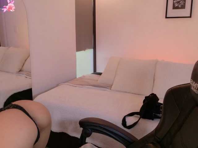 AnabelWolf live cam on BongaCams