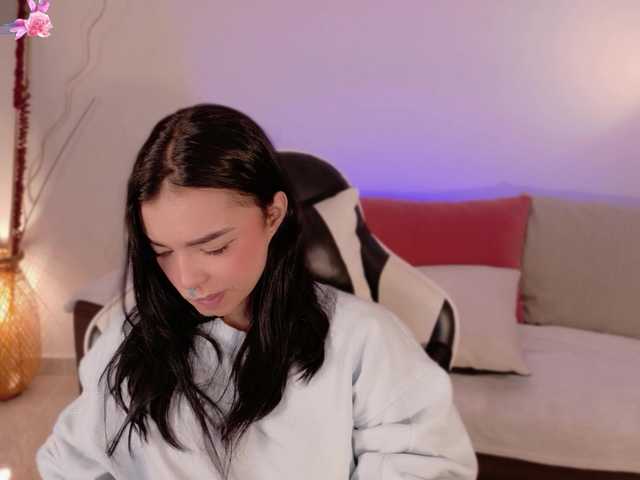 AnabelWolf live cam on BongaCams