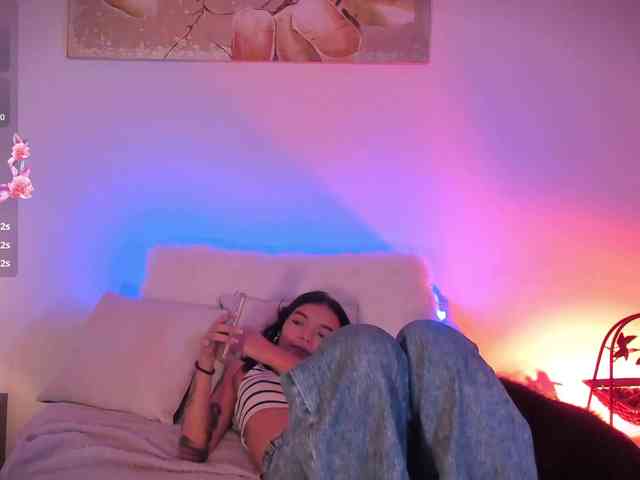AnabelWolf webcam