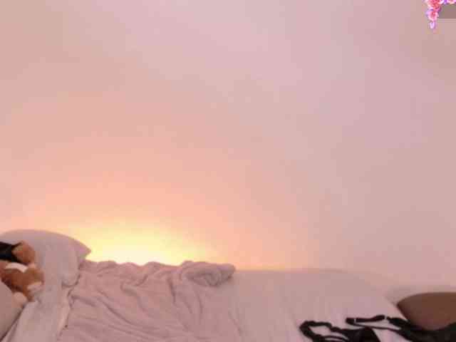 AnabelWolf webcam