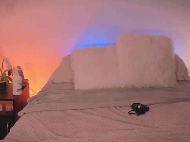 AnabelWolf webcam