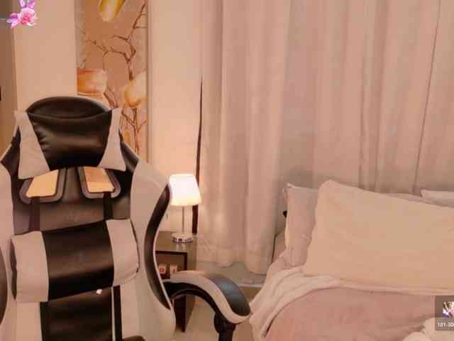 AnabelWolf webcam