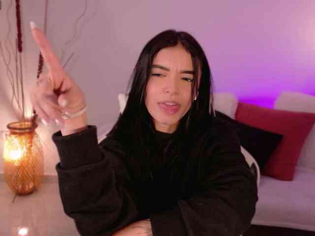 AnabelWolf webcam