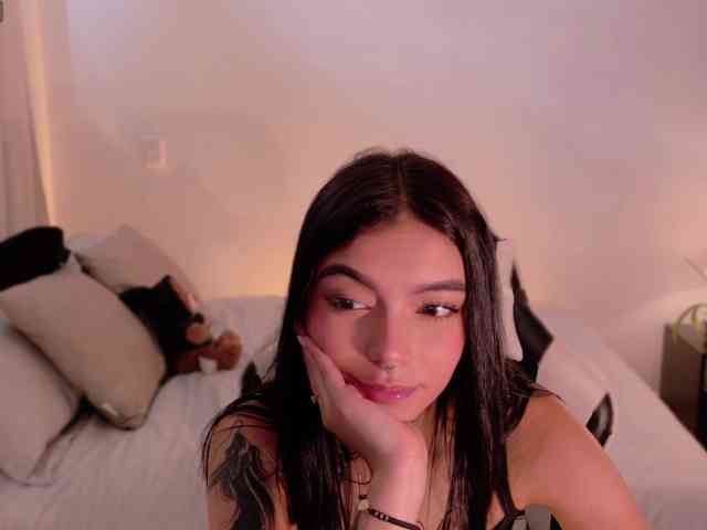 AnabelWolf webcam